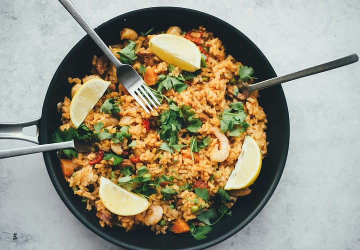 Why Arroz con Pollo Turns Gummy and Bland: The Sofrito Bloom and Saffron Rice Toasting Secret